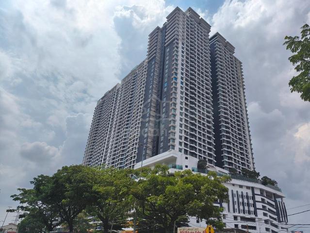 KL Traders Square Residences 1