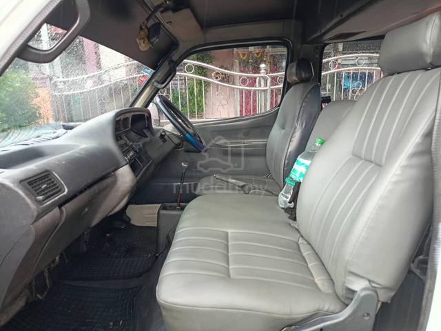 1996 Toyota HIACE 2.0 LH112 (M) - 5