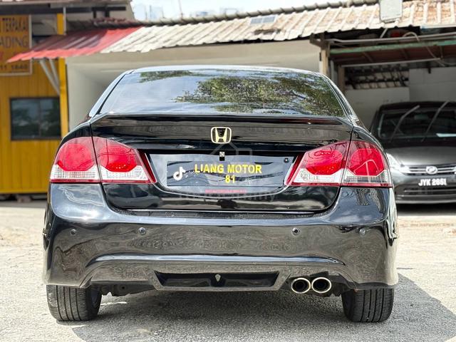 2011 Honda CIVIC 1.8 S-L iVTEC FACELIFT (A) - 4