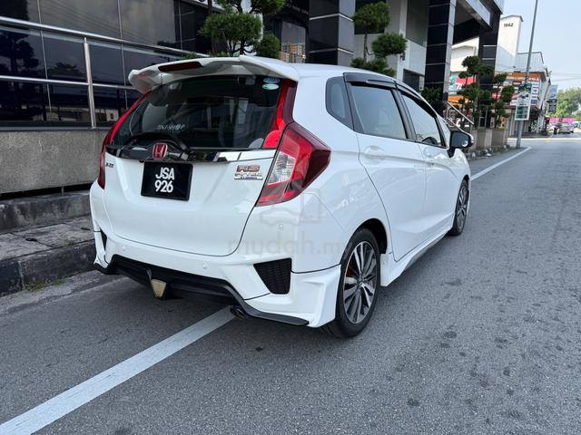 2017 Honda JAZZ 1.5 V (A) - 3