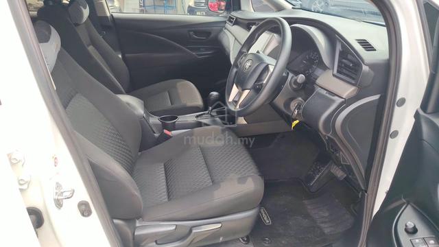 2019 Toyota INNOVA 2.0 E MY16 AN140 (A) - 4