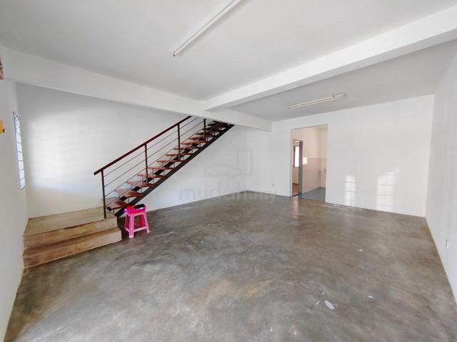 2 Storey Terrace @ Garden Avenue, Seremban 2 1