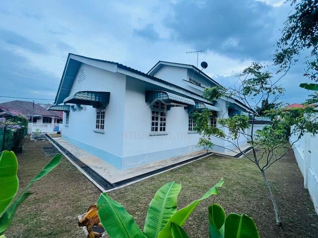 Banglo 1 tingkat - Indera Mahkota 5 (partially furnished) 4