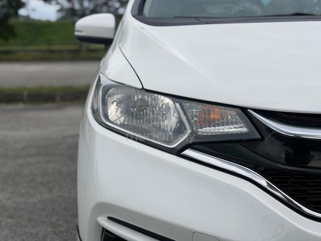 OFFER 2019 Honda JAZZ 1.5 V FACELIFT (A) TIP TOP - 4