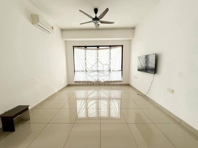Upper Unit + Freehold + End Lot Ayden Townhouse Kota Warisan, Sepang 1