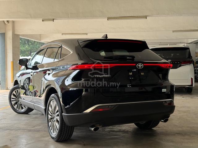 2023 Toyota HARRIER 2.0 Z Black Int/Nego Til Let G - 2