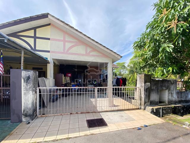 FULL L0AN 4897sqft‼️CORNER LOT Single Storey Coral Heights Seremban 1