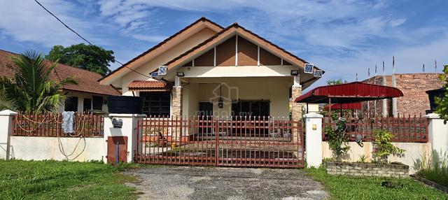 Bungalow House At Kuala Terengganu Golf Resort Tok Jembal (KTGR) 1