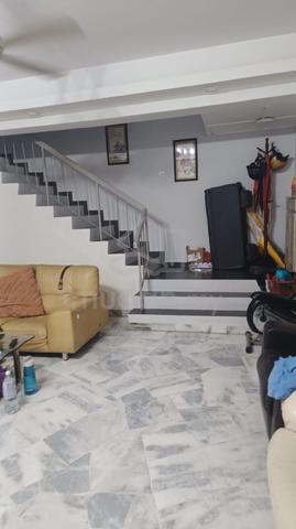 Bandar Mahkota Cheras Corner house guarded 1