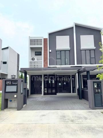 (CORNER UNIT!) Ilham Residence 3, 2 Storey Superlink, Elmina 1