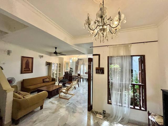 FACING OPEN, MURAH - Double Storey USJ 4, Subang Jaya 1