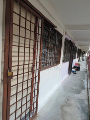 Gugusan Tanjung 1