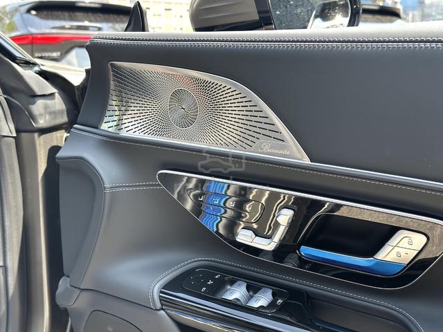 5k KM 2023 Mercedes Benz SL43 AMG 2.0 - 5