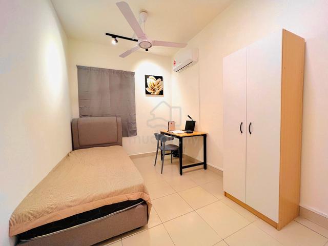 Medium room at Seri Jati Apartment, Setia Alam 1