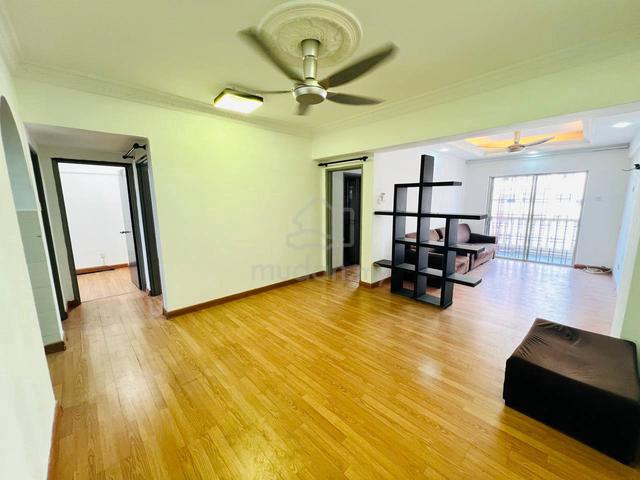 Sri Lavender Apartment 1