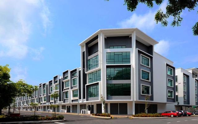 PRIME LOCATION! Commercial Building Bukit Baru FOR SALE! 1