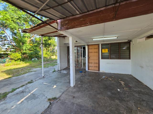 Selayang Corner Double Storey For SALE 1