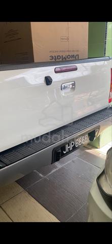 2010 Toyota HILUX 2.5 G FACELIFT DOUBLE CAB (A) - 2