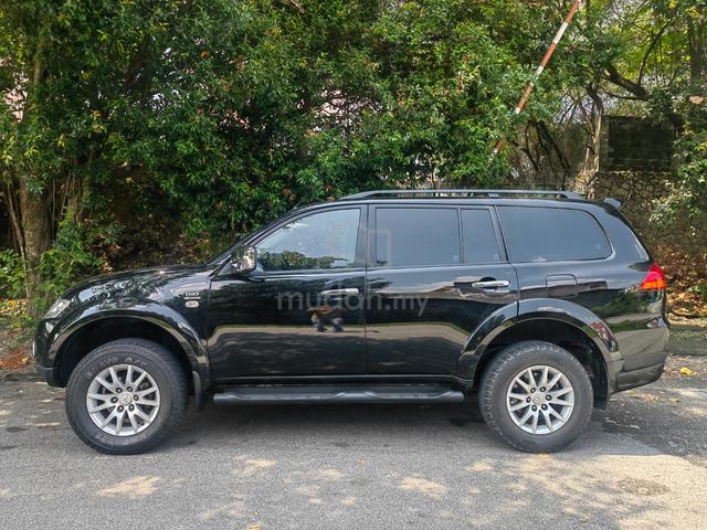 Mitsubishi PAJERO 2.5 SPORT VGT (A)FULOAN OFER CAS - 2