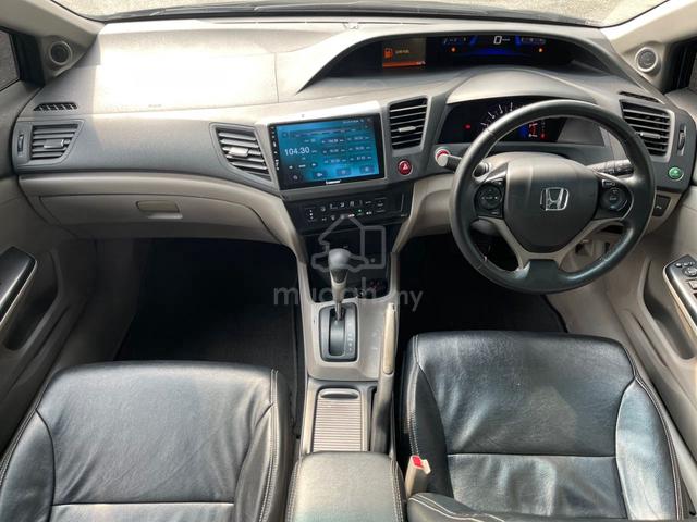 2015 Honda CIVIC 1.8 S FACELIFT TIP TOP CONDITION - 3