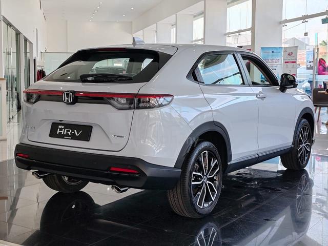 2026 Honda HR-V 1.5 S/E/V/HEV MY22 RV FACELIFT (A) - 3