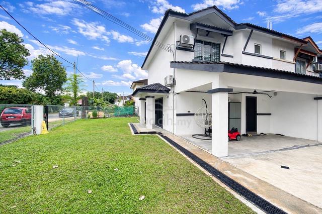 CORNER LOT 💥 Double Storey Terrace Saujana Putra Jalan SP 7 Jenjarom 1