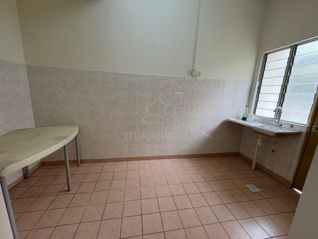 Taman Puncak jalil (Landed  Corner House ) for RENT!! (PUJ ) 4