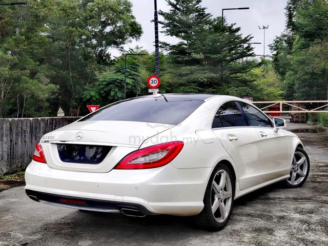 2012 Mercedes Benz CLS350 Coupe 3.5 AMG Sport Blue - 3