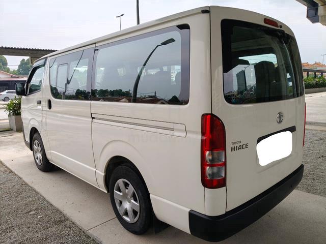2023 Toyota Hiace 2.5 (M) Window Low Roof 14 Seat - 4