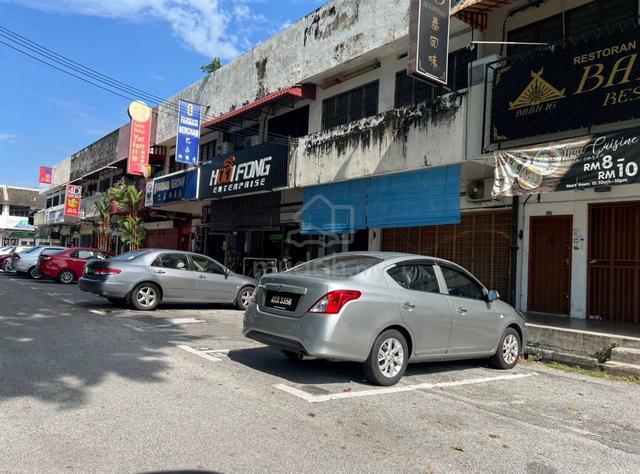 BERCHAM / 2 Storey Shop Lot For Sale / Facing Filed / High Visibility! 1