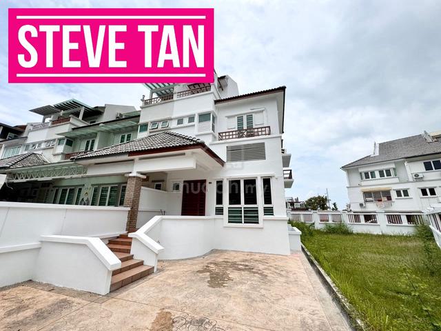[2.5 STY] NAUTILUS BAY TERRACE CORNER 3370sf BASIC RENO JELUTONG RARE 1