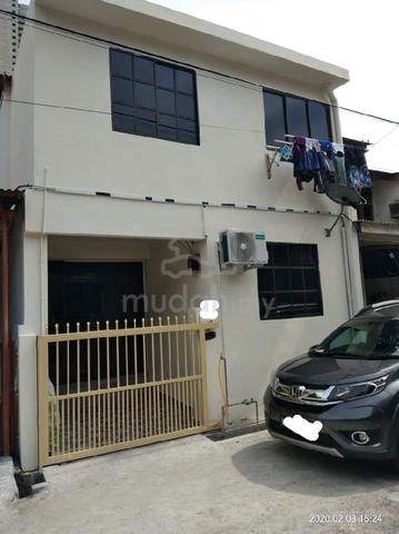 Fully Renovated & Furnished Terrace Cluster House For Rent 1