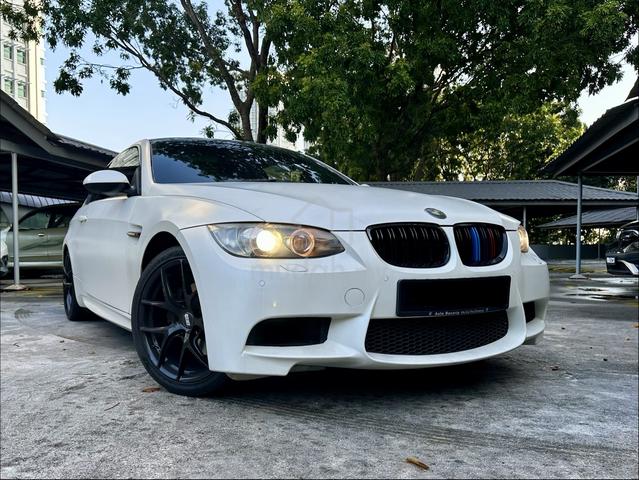 2008 BMW 323i (2.5) E92 Coupe (CBU) - 4