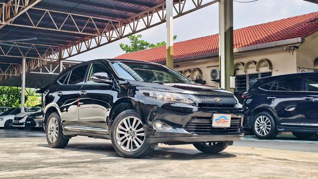 2017 | 2022 Toyota HARRIER 2.0 PREMIUM SUNROOF PCS - 2