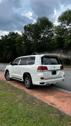 2008 Land Cruiser LC200 4.7 AX (2012 Facelift) - 2