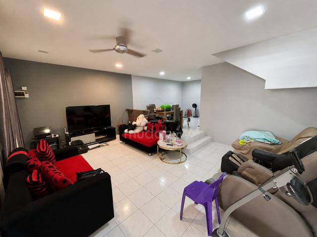 Renovated Double Storey Terrace at Tabuan Desa Keranji, Kuching 1