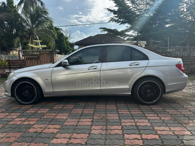 2012 Mercedes Benz C180 CGI BlueEFCY Low Mileage - 3