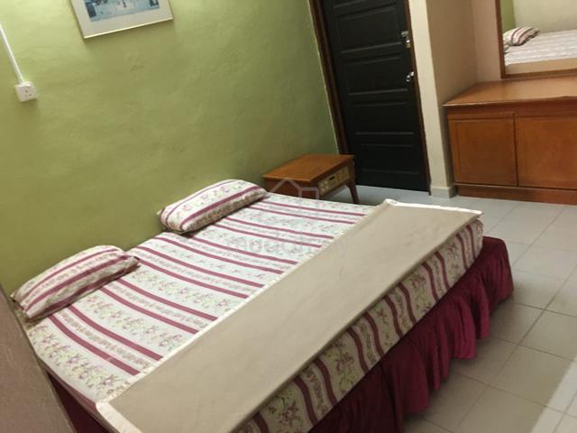 Masterbed In Ferringhi 1