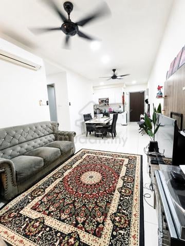 KL Traders Square Residences 1