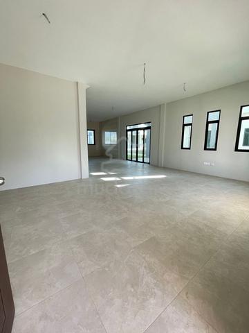 Pines Residence 84 Gated Guarded Corner Unit For Sale 1