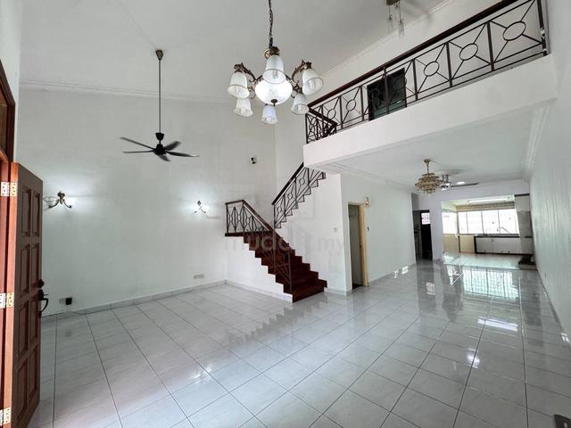 Jalan Sutera Biru Taman Sutera 1.5 Storey Terrace House For Rent 1