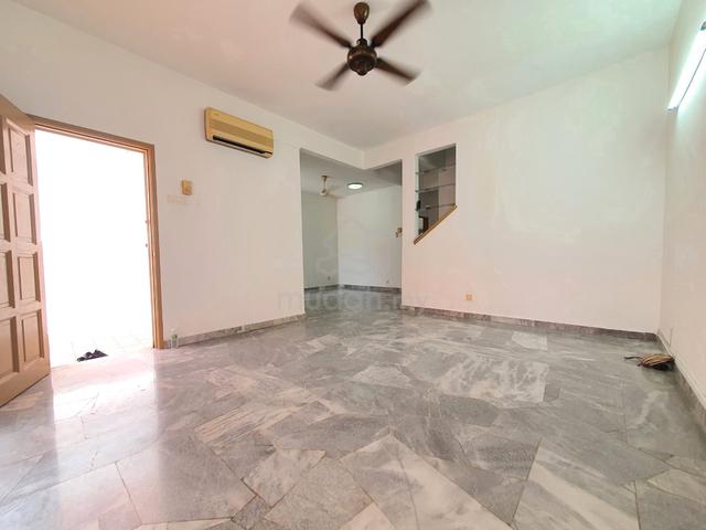 Double Storey House USJ 20 Subang Jaya Unfurnish 24x75sf Gated Guarded 1