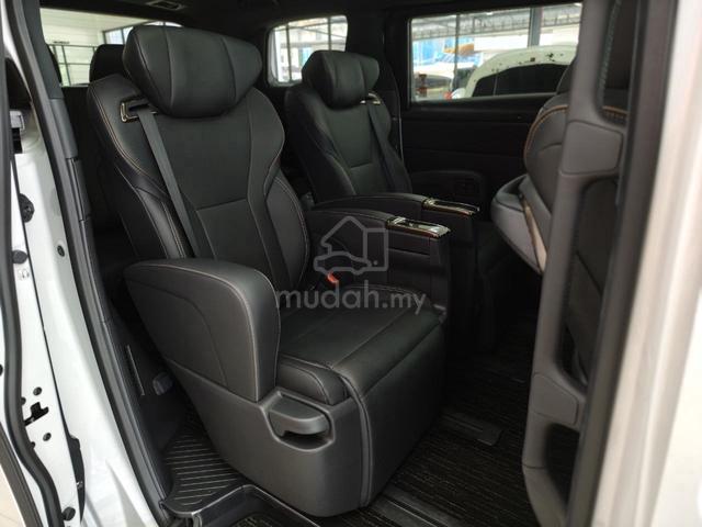 2024 Toyota Alphard 2.5 Z With Side Step - 4