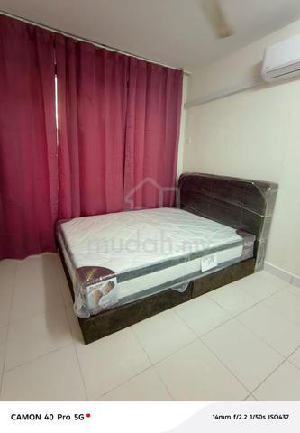Newly Renovated Medium Room for Rent @Cyberia Smarthomes near gate MMU 1