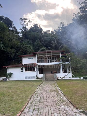 Sungai Penchala Bungalow 1