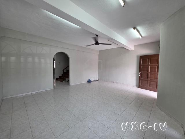 (CHEAP RENT) Taman Sentosa, Klang Double Storey House 4B3R - FOR RENT 1