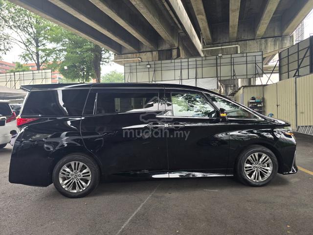 2024 Toyota ALPHARD 2.5 Z (A) Ready Stock Moonroof - 2