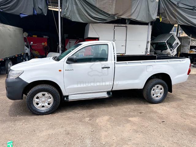 2014 Toyota HILUX 2.5 VNT SINGLE CAB Pick Up Kun25 - 4
