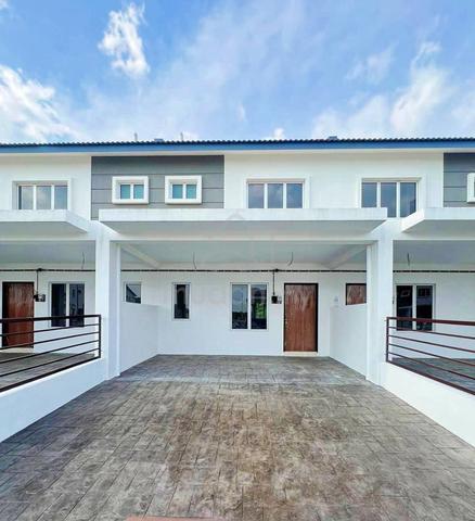DOUBLE STOREY TERRACE TAMAN SEMARAK WARISAN, Sepang (10ft extra land) 1