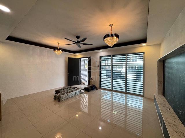 4 rooms New condition ✅ Klebang Emas Ipoh Double Storey House 1
